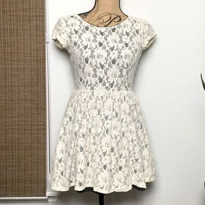 Cream Lace Flare Dress, Sz S